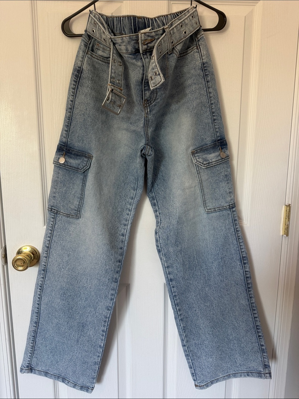 No Boundaries Light Blue Relaxed Cargo Jeans with Belt Size XS (0-2)